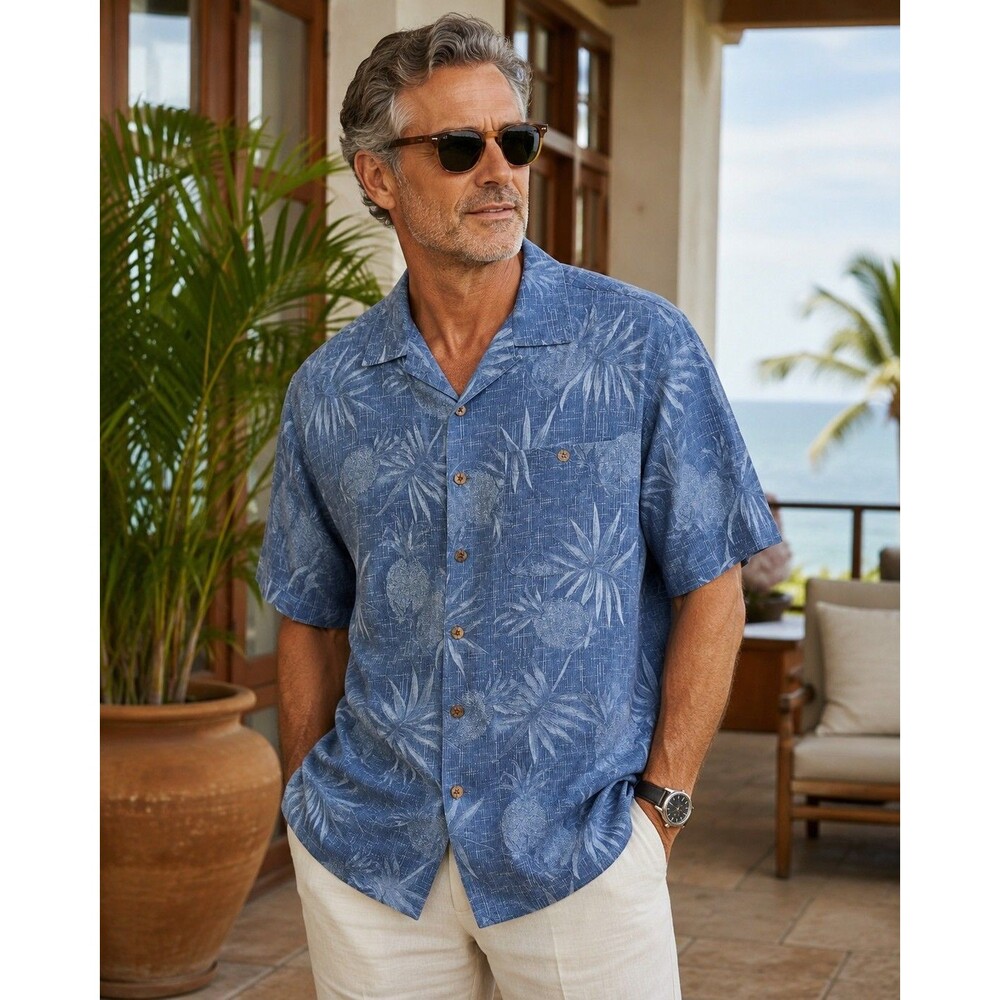 Boca Classics Silk Aloha Shirt Mens LT Blue Tropical Hawaiian Camp Island Wear